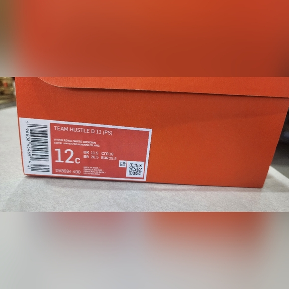 Nike sneakers in royal blue - Picture 11 of 11